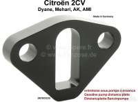 Citroen-2CV - Benzinpumpen Distanzplatte für Citroen 2CV4 + 6. Made in Germany. Der Isolierflansch ist 
