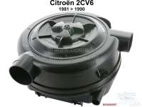 Citroen-2CV - Luftfiltergehäuse aus Kunststoff, original Citroen. Der Luftfilter wird mit Filtereinsatz