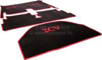 Citroen-2CV - Teppichsatz in Velour. Farbe: schwarz, rot eingefasst (gekettelt), 3-teilig. Der Teppichsa