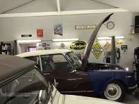 Sonstige-Citroen - Motorhaubenaufsteller (Bügel) für Citroen DS. Die Motorhaube des DS kann nahezu 90° auf