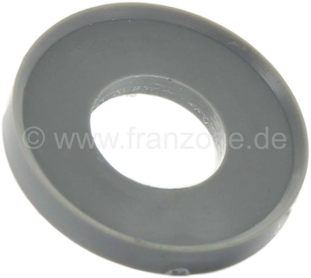 Sonstige-Citroen - Fender rear. Synthetic disk (grey) under the fenders fixing bolt. Dimension: 27.5 x 12.5 x