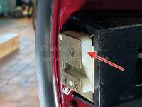 Renault - 2CV, Door lock, striker plate on the left (door side Installed). Suitable for Citroen 2CV,