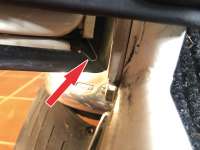 Renault - 2CV, door seal: spring clip for the corner of the door seal (so that the rubber corners do