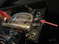 citroen 2cv electric dashboard brake fluid control switch hy P14281 - Image 2