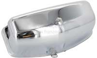 Peugeot - License plate light made of metal. Chrom-plated. Width: 116mm. Depth: 51mm. Overall height