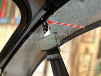 Alle - Safety belt (lap belt rear) holding hook from synthetic. The hook is on the left + on the 