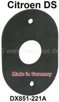Citroen-DS-11CV-HY - Rubber underlay (oval) for the fender fixture, from the rear fender. Suitable for Citroen 