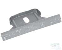 Alle - Roof skin clamp in front, centrically. Suitable for Citroen DS. Per piece.