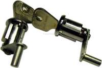 peugeot p 604 door lockcylinder 2 fittings starting P77715 - Image 1