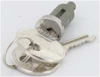 Renault - R4, lockcylinder (1 fittings) with 2x key. Suitable for Renault R4. Door in front on the l