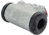Renault - Estafette, wheel brake cylinder front on the left. Suitable for Renault Estafette. Piston 