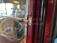 Renault - charnière de vitre latérale, partie vissée à la porte, 2CV, refabrication