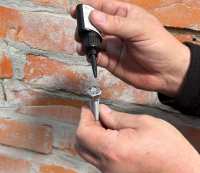 Peugeot - colle spéciale verre et métal, pour miroirs et rétroviseurs. Nous avons longtemps cherc