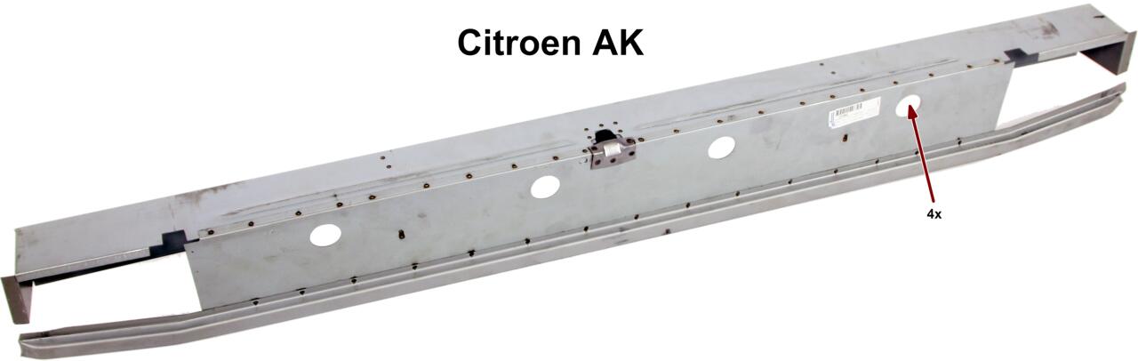 AK 400, Heckabschlußholm komplett, (Heckschürze) für Citroen AK400. Der Holm ist elektrolytisch verzinkt und hat 4 Löcher für die Stoßstange