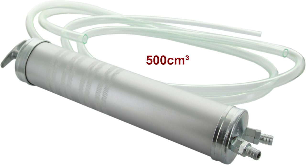 Umfüllpumpe Metallausführung. Inclusive 2 Schläuche zum Ansaugen und Ablaufen. Volumen: 500ccm. Das Kugelventil trennt den Saug und Druckhub