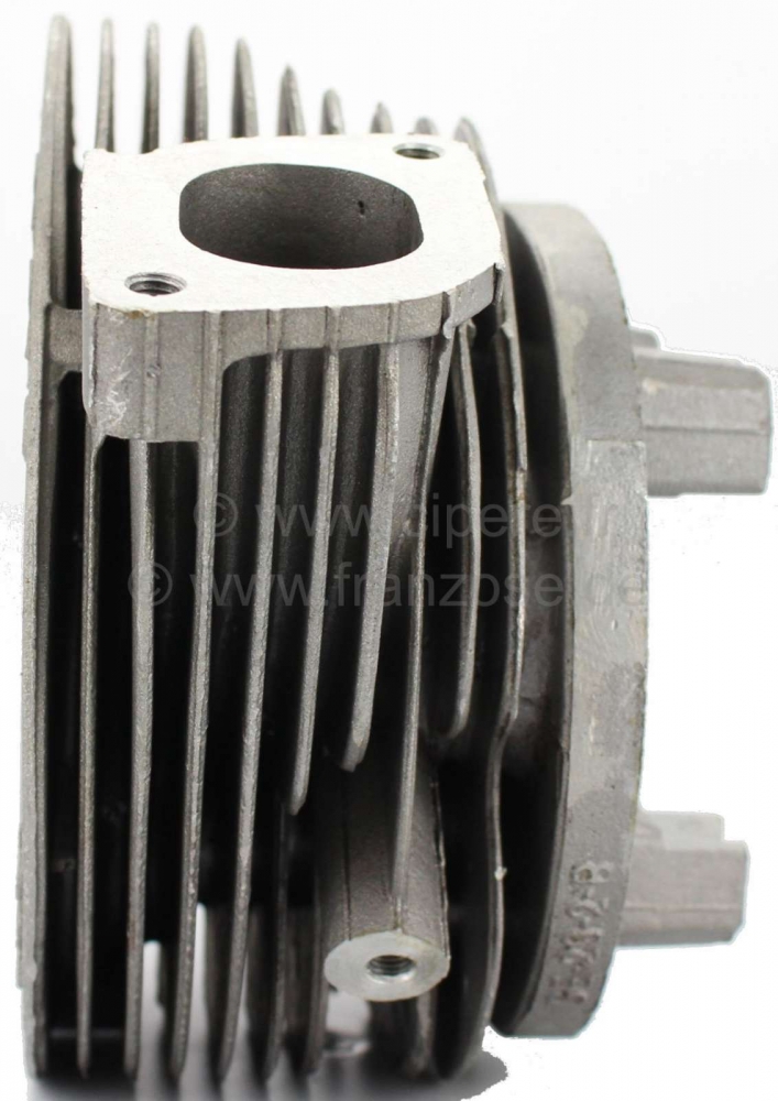 Citroen-2CV - Cilinderkop voor Citroen Visa 652, links, origineel. Of. nr.:95564518