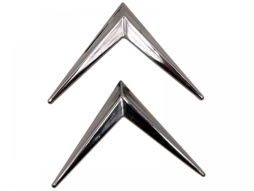 Citroen-2CV - Citroën beugel van kunststof, verchroomd. Hoogte beugel ca. 55mm. Bijpassende bevestiging