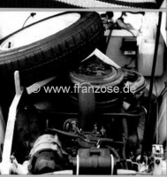 Citroen-2CV - Roestvrijstalen reservewielhouder. De houder wordt in de motorruimte gemonteerd. Geschikt 