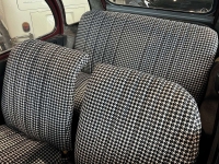 Citroen-2CV - Stoelbekleding 2CV voor + achter. Asymmetrische rugleuningen. Stof: Tissu Pied de poule No