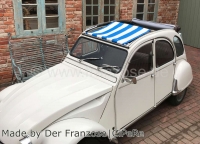 Alle - 2CV, blauw-wit gestreepte luifel. De luifel is gemonteerd met het dak open! De ommanteling