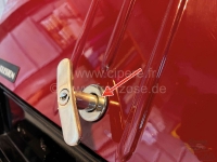 Citroen-2CV - 2CV, kofferdeksel, chromen rozet onder de kofferhandgreep, laatste versie. Buitendiameter: