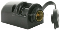 Renault - 12 volt opbouwstopcontact voor montage achteraf. Niet geschikt voor een sigarettenaansteke