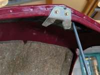 Citroen-2CV - 2CV, motorkap, bevestigingsplaat voor de vergrendeling van de motorkap (laatste versie tot