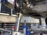 Citroen-2CV - Kroonsteentap M22x1 (schroefdraad aan de onderkant van de wielnaaf). Geschikt voor Citroen