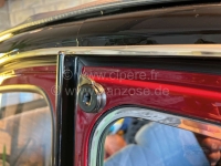 Renault - 2CV, raamhouder buiten rechts, voor de voordeur. Geschikt voor Citroen 2CV. Origineel Citr