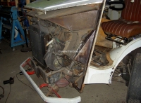 Citroen-DS-11CV-HY - Zijpaneel linksvoor compleet (neus links). Gemaakt door Frenchman. Het plaatwerk is gerepr