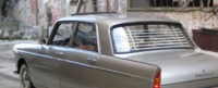 Peugeot - P 404, achterste louvre . Geschikt voor Peugeot 404 berline. Snel te monteren (de beugels 