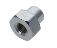 Peugeot - P 203/403, M10 moer (zeskantige buismoer) op motorsteun (bout van motorsteun op motorsteun