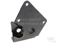 Renault - R4, binnenste swingarmsteun, linksachter. Geschikt voor Renault R4. Of. Nr. 0832108100